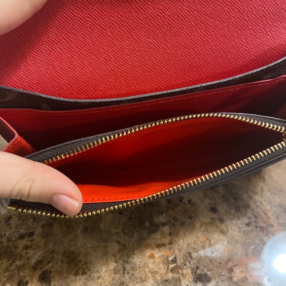 Louis Vuitton Wallet (used) not damaged - Picture 8 of 10